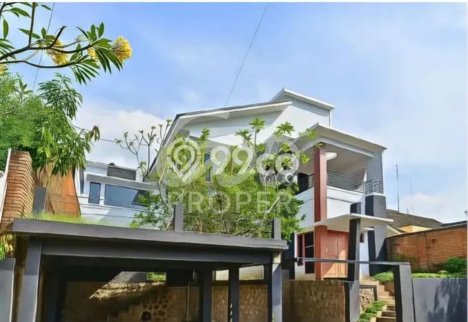 Dijual Hunian Mewah dengan Fasilitas Sekitar Komplit di Ngaliyan, Semarang Dijual Hunian Mewah dengan Fasilitas Sekitar Komplit di Ngaliyan, Semarang