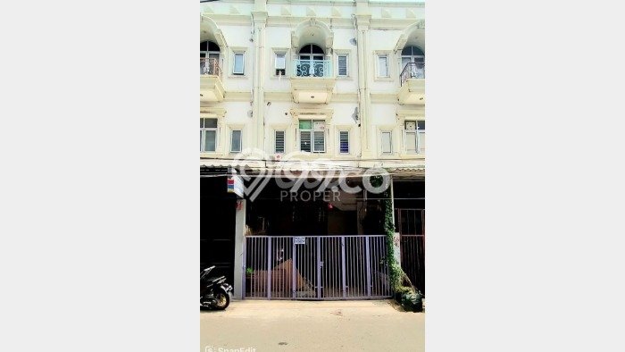 Ruko Kawasan Tamansari, Luas 215m², Area Komersial, Lokasi Premium Ruko Kawasan Tamansari, Luas 215m², Area Komersial, Lokasi Premium
