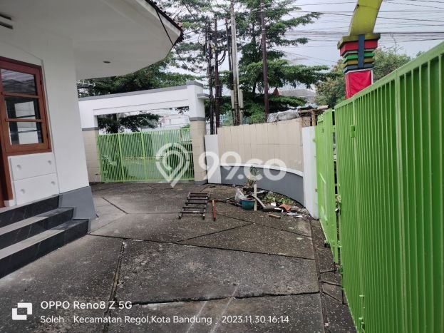Rumah di Regol, Bandung, LT 198m² Bangunan 250m² - JUAL CEPAT! Rumah di Regol, Bandung, LT 198m² Bangunan 250m² - JUAL CEPAT!
