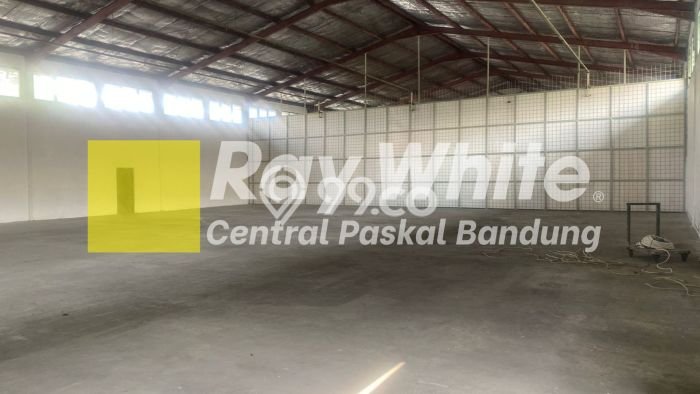 Unit Gudang Tersedia di Ujungberung Spesifikasi LB 864m2 Unit Gudang Tersedia di Ujungberung Spesifikasi LB 864m2
