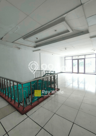 Disewakan Ruko di Kawasan Ramai Cicaheum Luas 360m2 Disewakan Ruko di Kawasan Ramai Cicaheum Luas 360m2
