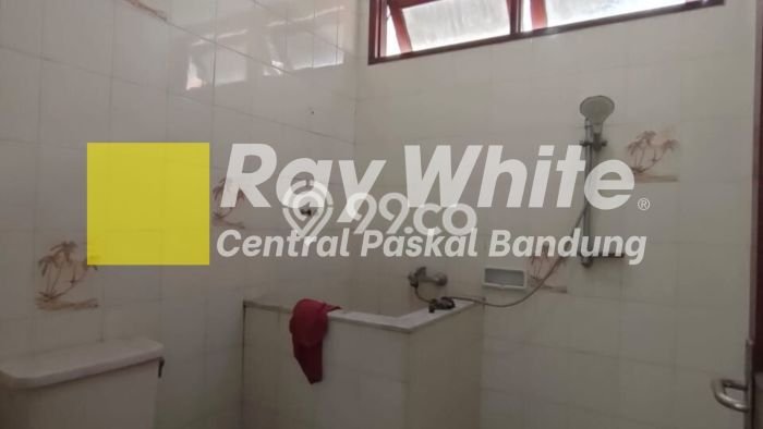 Sewa Rumah Harga Terjangkau di Riau Bandung dengan 4 Kamar Tidur Sewa Rumah Harga Terjangkau di Riau Bandung dengan 4 Kamar Tidur