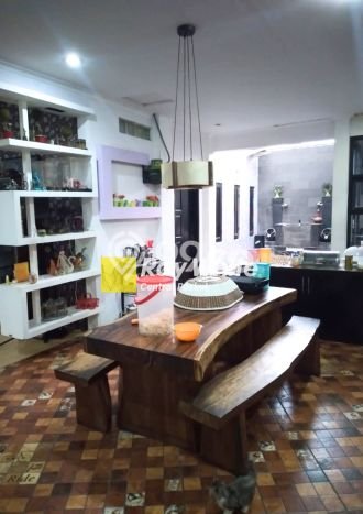 Rumah Modern Cantik 4 Kamar Bisa Langsung Pindah di Buah Batu Rumah Modern Cantik 4 Kamar Bisa Langsung Pindah di Buah Batu