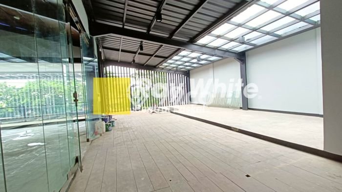 Unit Komersial Disewakan di Bandung Area Strategis Harga Kompetitif Unit Komersial Disewakan di Bandung Area Strategis Harga Kompetitif