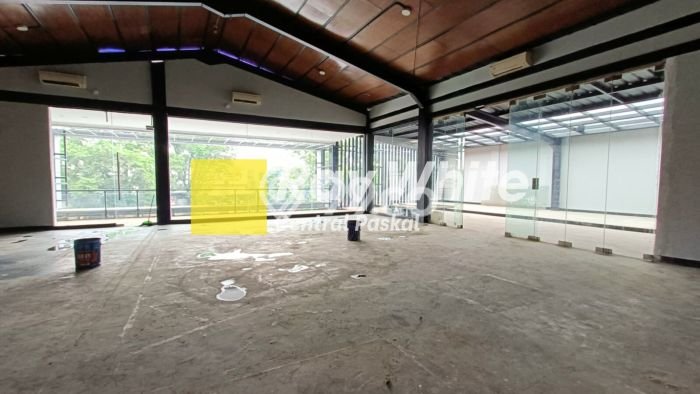 Unit Komersial Disewakan di Bandung Area Strategis Harga Kompetitif Unit Komersial Disewakan di Bandung Area Strategis Harga Kompetitif