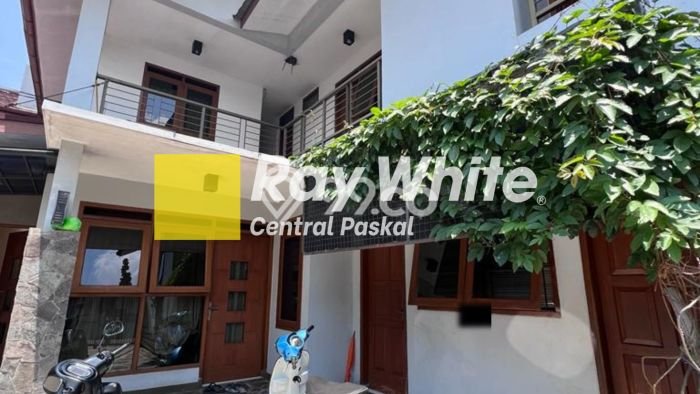 Dijual Rumah Luas Elegan Dengan View Eksklusif di Sayap Dago, Bandung Dijual Rumah Luas Elegan Dengan View Eksklusif di Sayap Dago, Bandung