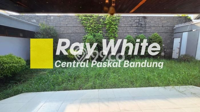 Dijual Rumah Premium dengan Fasilitas Sekitar Komplit di Andir, Bandung Dijual Rumah Premium dengan Fasilitas Sekitar Komplit di Andir, Bandung