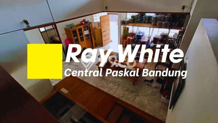 Rumah Eksklusif Siap Huni LT 1000m2 di Sukajadi, Bandung Rumah Eksklusif Siap Huni LT 1000m2 di Sukajadi, Bandung