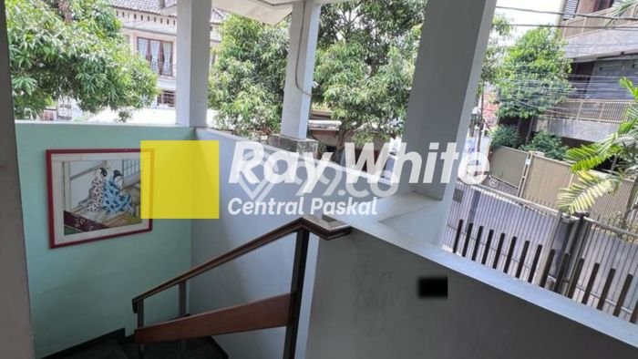 Dijual Rumah Luas Elegan Dengan View Eksklusif di Sayap Dago, Bandung Dijual Rumah Luas Elegan Dengan View Eksklusif di Sayap Dago, Bandung