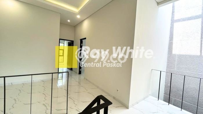 Dijual Rumah Mewah Elegan Dengan View Cantik di Turangga, Bandung Dijual Rumah Mewah Elegan Dengan View Cantik di Turangga, Bandung