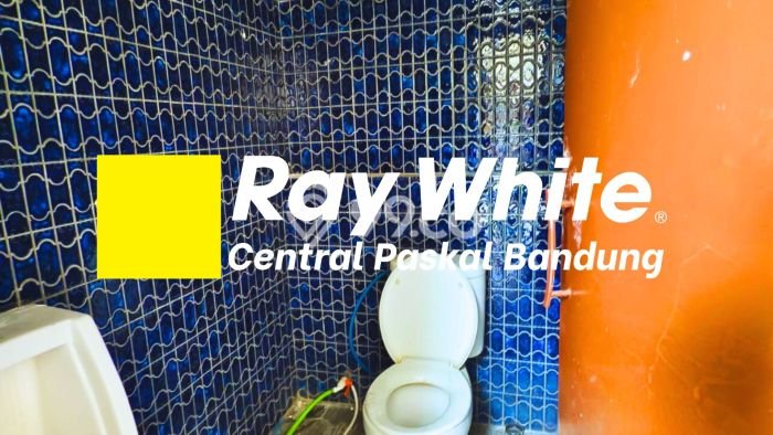 Disewakan Komersial di Kawasan Ramai Gatot Subroto Luas 300m2 Disewakan Komersial di Kawasan Ramai Gatot Subroto Luas 300m2