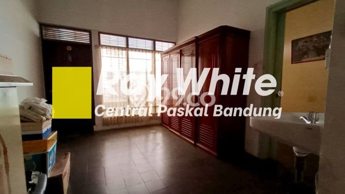 Dijual Rumah Luas Elegan Dengan View Cantik di Riau, Bandung Dijual Rumah Luas Elegan Dengan View Cantik di Riau, Bandung