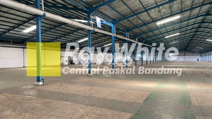 Gudang For Rent Kawasan Majalaya, Luas 12000m², Lokasi Komersial Gudang For Rent Kawasan Majalaya, Luas 12000m², Lokasi Komersial