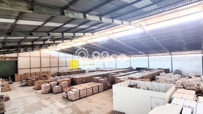 Unit Gudang Dijual di Bandung LT 5050m2 & LB 3600m2 Unit Gudang Dijual di Bandung LT 5050m2 & LB 3600m2