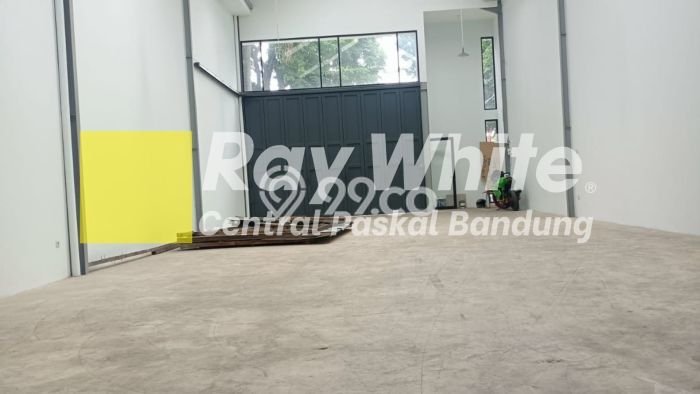 Gudang Dijual di Prime Area Bandung Luas 308m2 Gudang Dijual di Prime Area Bandung Luas 308m2