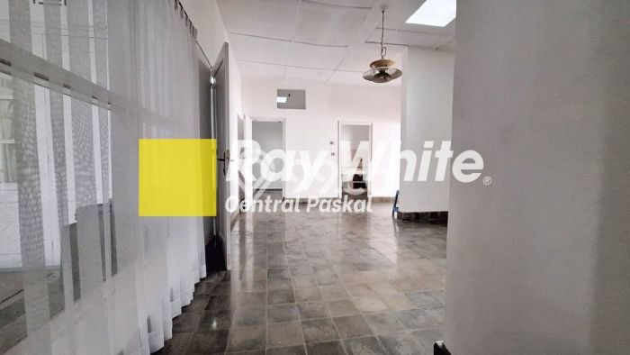 Unit Komersial Dijual di Bandung LT 323m2 & LB 152m2 Unit Komersial Dijual di Bandung LT 323m2 & LB 152m2
