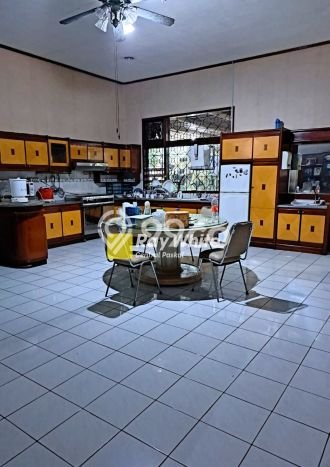 Ready to Use! Premium House LT 998m2 Desain Elegan di Pajajaran Ready to Use! Premium House LT 998m2 Desain Elegan di Pajajaran