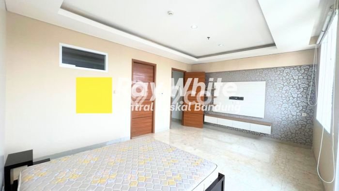 Hunian Apartemen Eksklusif untuk Dijual di Bandung dengan 3 BR & 2 Kamar Mandi Hunian Apartemen Eksklusif untuk Dijual di Bandung dengan 3 BR & 2 Kamar Mandi