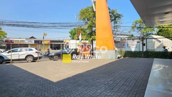 Disewakan Komersial di Pusat Kota Bandung Ramai Strategis Disewakan Komersial di Pusat Kota Bandung Ramai Strategis