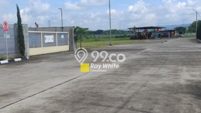 Gudang Bagus Dijual LB 162m2 Lokasi Strategis Bandung Area Cocok untuk Berbisnis Gudang Bagus Dijual LB 162m2 Lokasi Strategis Bandung Area Cocok untuk Berbisnis