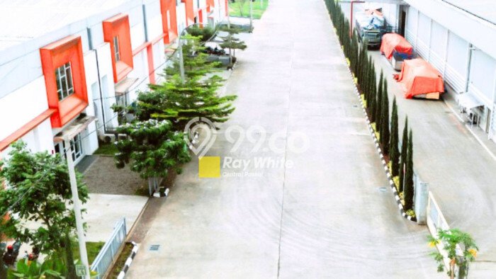 Unit Gudang Dijual di Bandung LT 810m2 & LB 540m2 Unit Gudang Dijual di Bandung LT 810m2 & LB 540m2