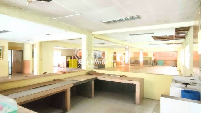 Komersial Bagus Dijual di Setiabudi Bandung Lokasi Strategis Cocok untuk Kembangkan Bisnis Komersial Bagus Dijual di Setiabudi Bandung Lokasi Strategis Cocok untuk Kembangkan Bisnis