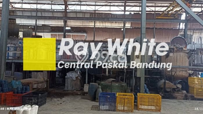 Unit Pabrik Dijual di Bekasi LT 14100m2 & LB 2551m2 Unit Pabrik Dijual di Bekasi LT 14100m2 & LB 2551m2