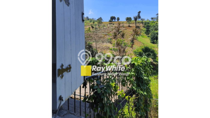 Kesempatan Langka! Vila Kawasan , Area 320m2m², Kawasan Prospektif dengan potensi naik Kesempatan Langka! Vila Kawasan , Area 320m2m², Kawasan Prospektif dengan potensi naik
