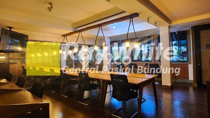 Unit Komersial Tersedia di Dago Spesifikasi LB 500m2 Unit Komersial Tersedia di Dago Spesifikasi LB 500m2