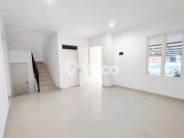 Rumah Strategis Modern Lb 116m2 di Ciputat, Tangerang Selatan Rumah Strategis Modern Lb 116m2 di Ciputat, Tangerang Selatan
