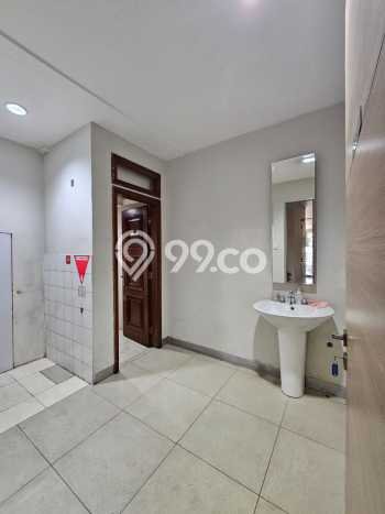 HARGA SPESIAL! Ruko di Pasir Kaliki, Luas 180m², Jalan Strategis HARGA SPESIAL! Ruko di Pasir Kaliki, Luas 180m², Jalan Strategis