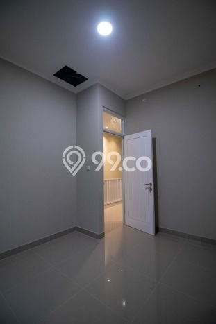 Dijual Rumah Minimalis Bagus Punya 4 KT di Arcamanik Bandung SHM Dijual Rumah Minimalis Bagus Punya 4 KT di Arcamanik Bandung SHM