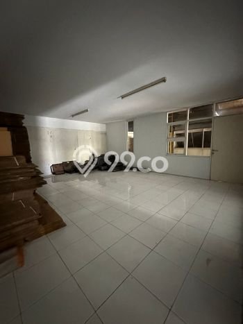 POTENSI BESAR! Gudang Kawasan , Luas 249m2m², Posisi Mainroad POTENSI BESAR! Gudang Kawasan , Luas 249m2m², Posisi Mainroad