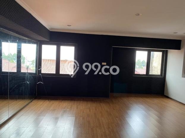 Rumah Nyaman area , Bandung, LT 120m2m² LB 270m2m² Rumah Nyaman area , Bandung, LT 120m2m² LB 270m2m²