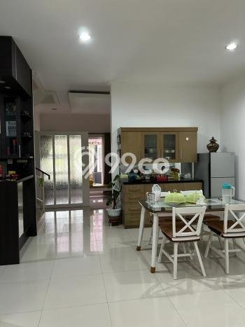 Rumah Elit LB 330m2 Siap Huni Desain Elegan di Setra Duta, Bandung Rumah Elit LB 330m2 Siap Huni Desain Elegan di Setra Duta, Bandung