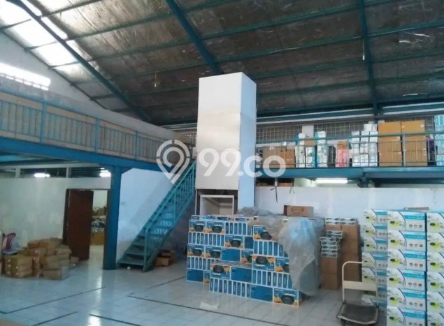 Gudang Area Komersial di , Luas 1750m2m², Jalan Raya Gudang Area Komersial di , Luas 1750m2m², Jalan Raya