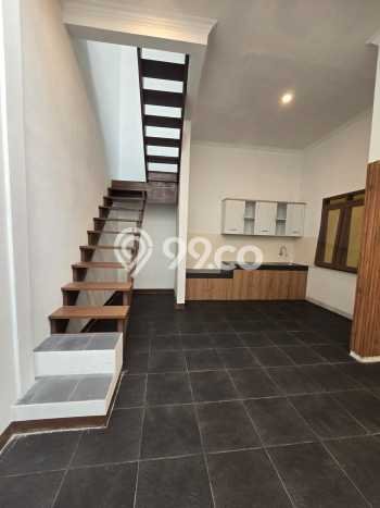 Rumah Berkualitas , Bandung, Luas 126m2m² Bangunan 176m2m² Rumah Berkualitas , Bandung, Luas 126m2m² Bangunan 176m2m²