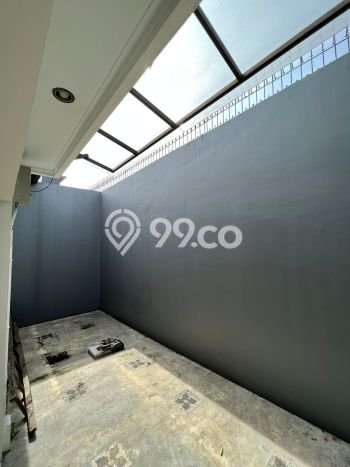 LOKASI PREMIUM! Rumah Strategis area , Luas 115m2m² Bangunan 80m2m² LOKASI PREMIUM! Rumah Strategis area , Luas 115m2m² Bangunan 80m2m²