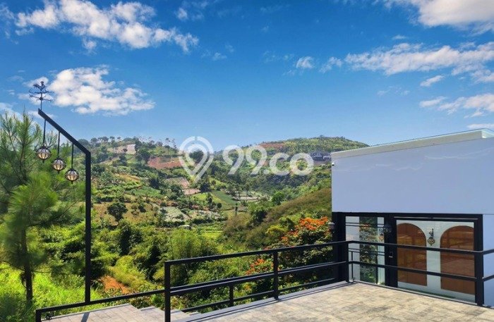 Dijual Rumah Mewah Elegan Dengan View Cantik di Dago, Bandung Dijual Rumah Mewah Elegan Dengan View Cantik di Dago, Bandung