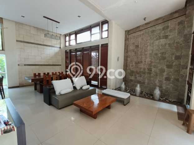 Rumah Mewah LB 350m2 Siap Pakai Desain Elegan di Resor Dago Pakar, Bandung Rumah Mewah LB 350m2 Siap Pakai Desain Elegan di Resor Dago Pakar, Bandung