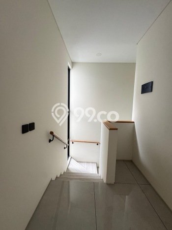 Rumah Elit Modern Siap Huni di Kota Baru Parahyangan Bandung Rumah Elit Modern Siap Huni di Kota Baru Parahyangan Bandung