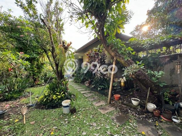 Hunian Elit LB 600m2 Siap Huni Desain Elegan di Geger Kalong, Bandung Hunian Elit LB 600m2 Siap Huni Desain Elegan di Geger Kalong, Bandung