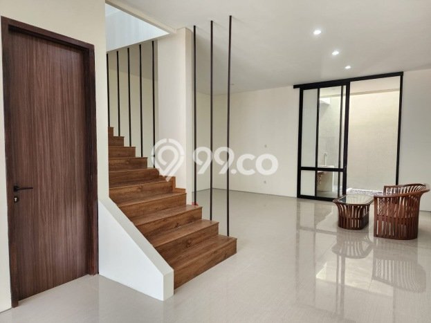 Hunian Elit LB 160m2 Siap Huni Desain Elegan di Turangga, Bandung Hunian Elit LB 160m2 Siap Huni Desain Elegan di Turangga, Bandung