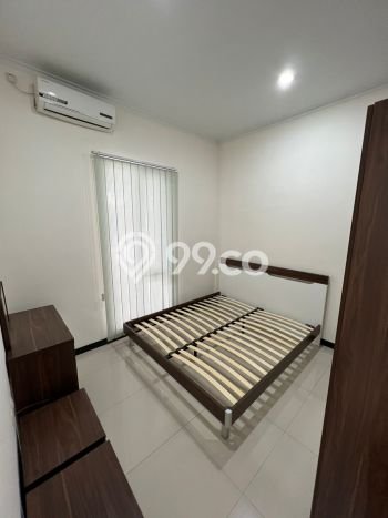 LOKASI PREMIUM! Rumah Strategis area , Luas 115m2m² Bangunan 80m2m² LOKASI PREMIUM! Rumah Strategis area , Luas 115m2m² Bangunan 80m2m²