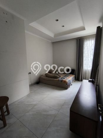 Rumah sewa siap pakai 4 Kamar Tidur di Surya Sumantri, Bandung Rumah sewa siap pakai 4 Kamar Tidur di Surya Sumantri, Bandung