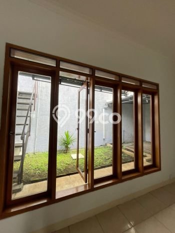 Sewa Rumah Harga Terjangkau di Setra Duta Bandung Punya 3 KT Sewa Rumah Harga Terjangkau di Setra Duta Bandung Punya 3 KT