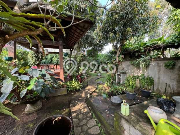 Hunian Elit LB 600m2 Siap Huni Desain Elegan di Geger Kalong, Bandung Hunian Elit LB 600m2 Siap Huni Desain Elegan di Geger Kalong, Bandung
