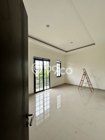 Dijual Hunian Rumah Terawat 4 Kamar di Turangga, Bandung Dijual Hunian Rumah Terawat 4 Kamar di Turangga, Bandung