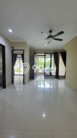 Ready to Use! Premium House LT 144m2 Desain Elegan di Bintaro Ready to Use! Premium House LT 144m2 Desain Elegan di Bintaro