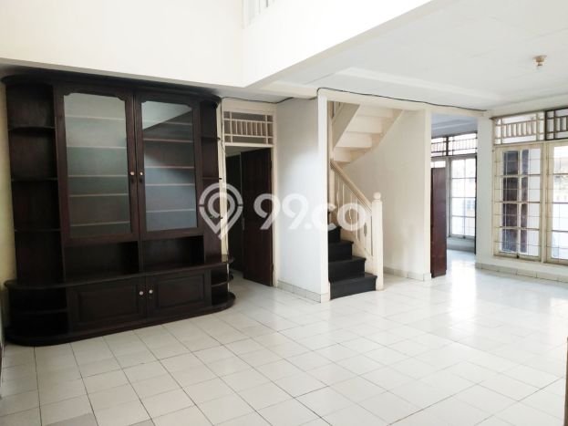 Rumah Modern 3 KT di Bintaro Tangerang Selatan Unfurnished Rumah Modern 3 KT di Bintaro Tangerang Selatan Unfurnished